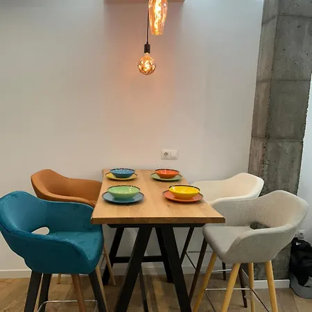 La Casa Montaraz * Аликанте